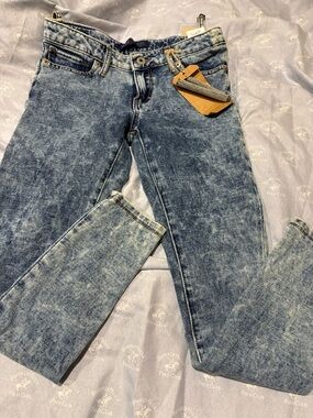 Levi's Acid-Wash Skinny Jeans in Light Blue